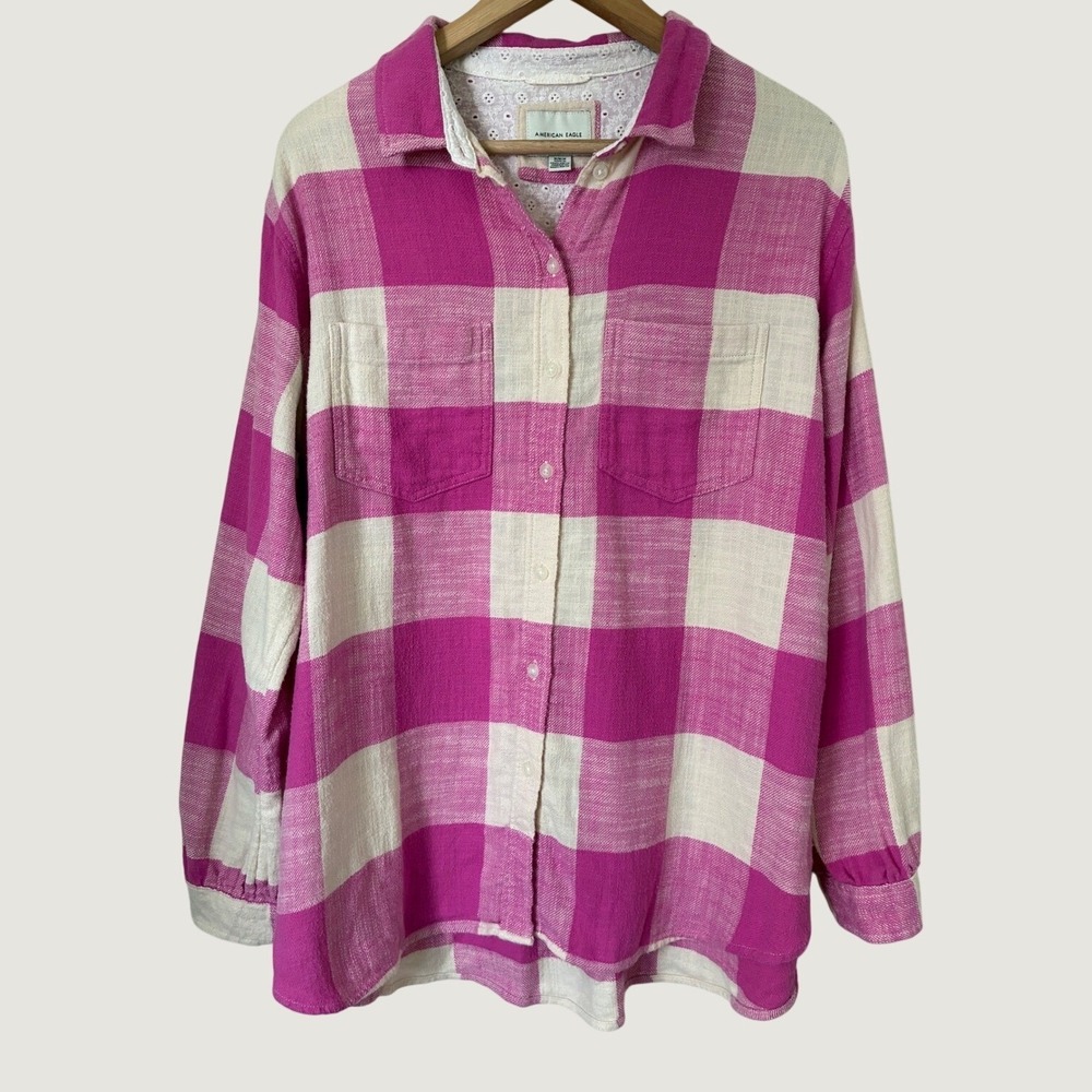 American Eagle Pink White Buffalo Plaid Button Down Flannel Shirt Eyelet Yoke M